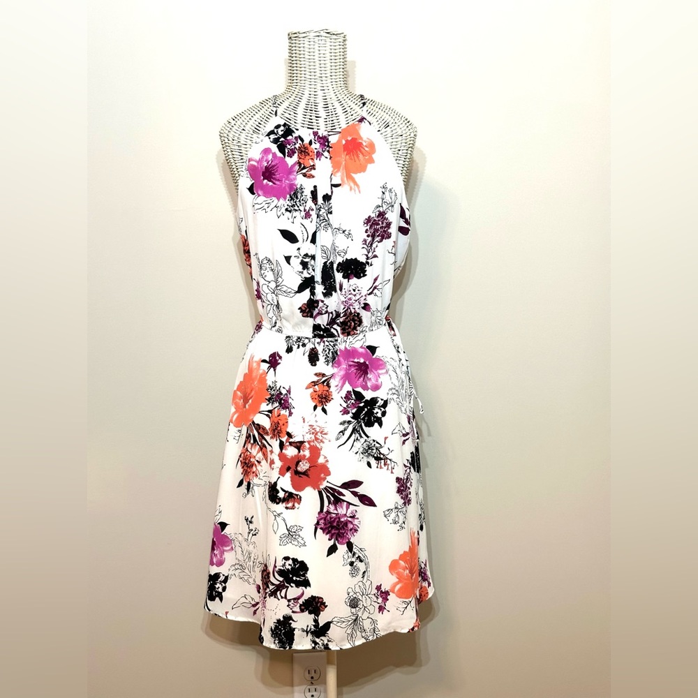 Women’s dress, size M